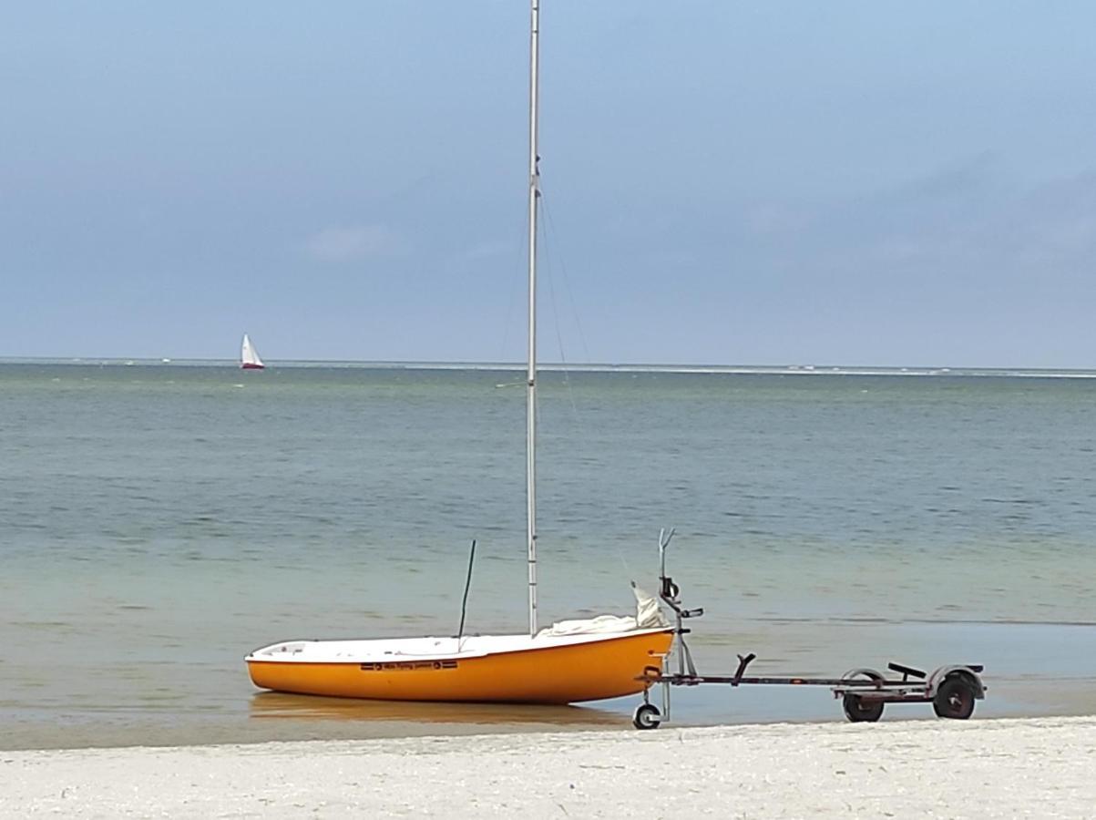 Appartement Ijsselmeer Makkum Strand Bagian luar foto